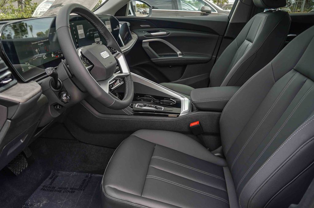 Thumbnail: 2026 Audi Q5 - 11
