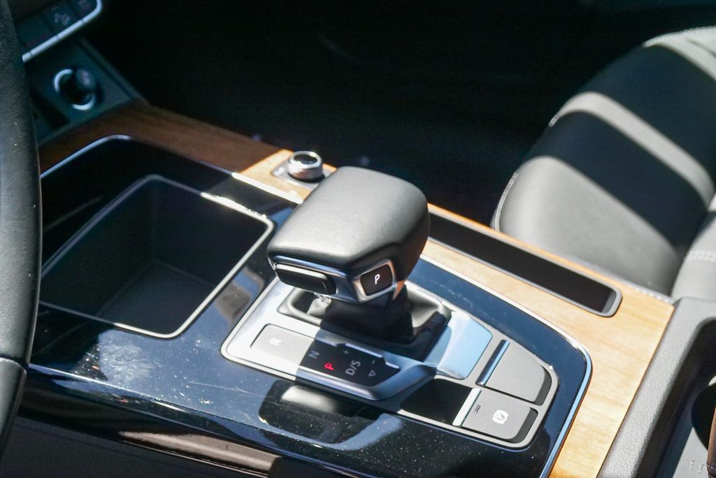 Thumbnail: 2023 Audi Q5 - 14