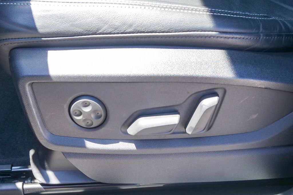 Thumbnail: 2023 Audi Q5 - 24