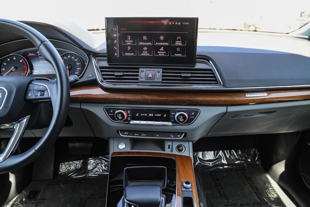 2022 Audi Q5 Premium 8