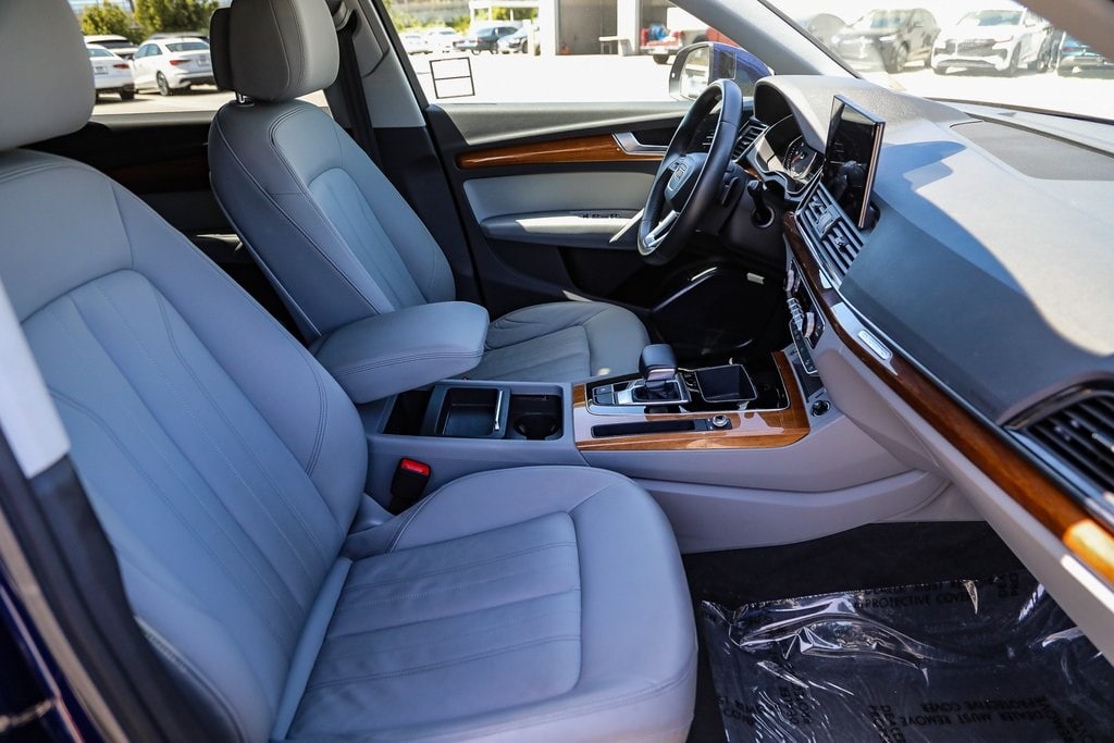 2022 Audi Q5 Premium 9