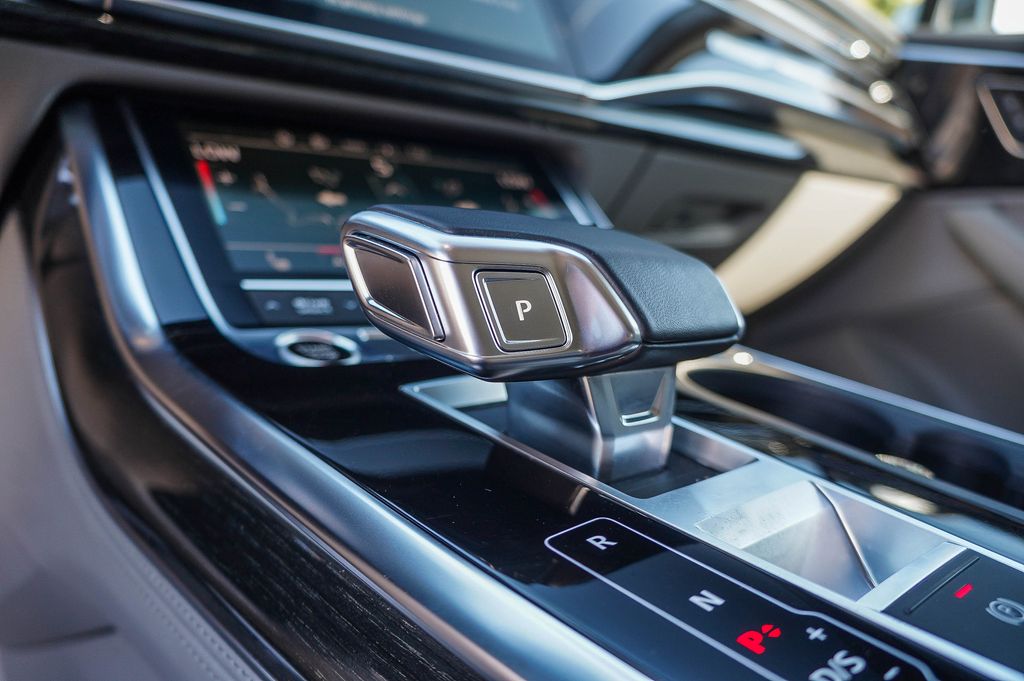 Thumbnail: 2024 Audi Q7 - 29