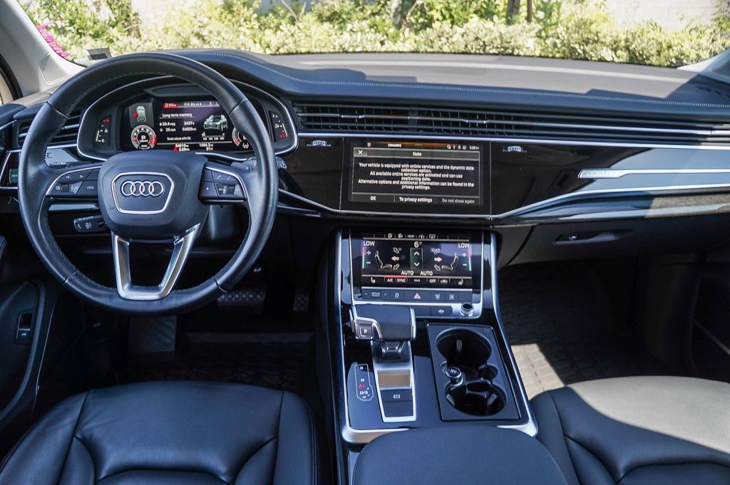 Thumbnail: 2023 Audi Q7 - 2