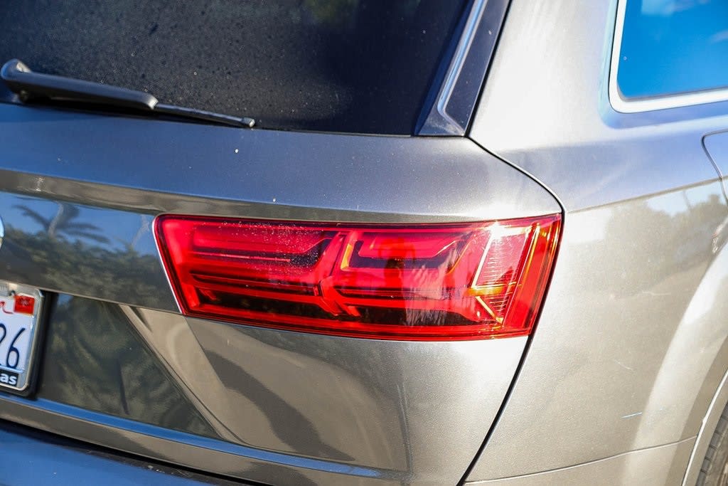 Thumbnail: 2019 Audi Q7 - 16