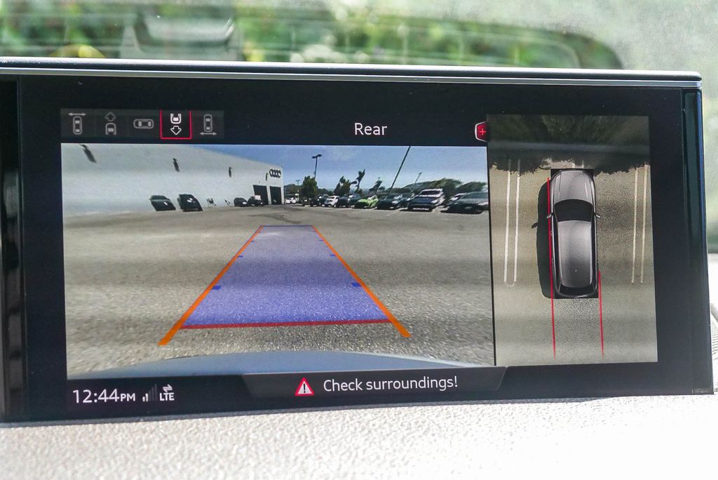 Thumbnail: 2019 Audi Q7 - 25