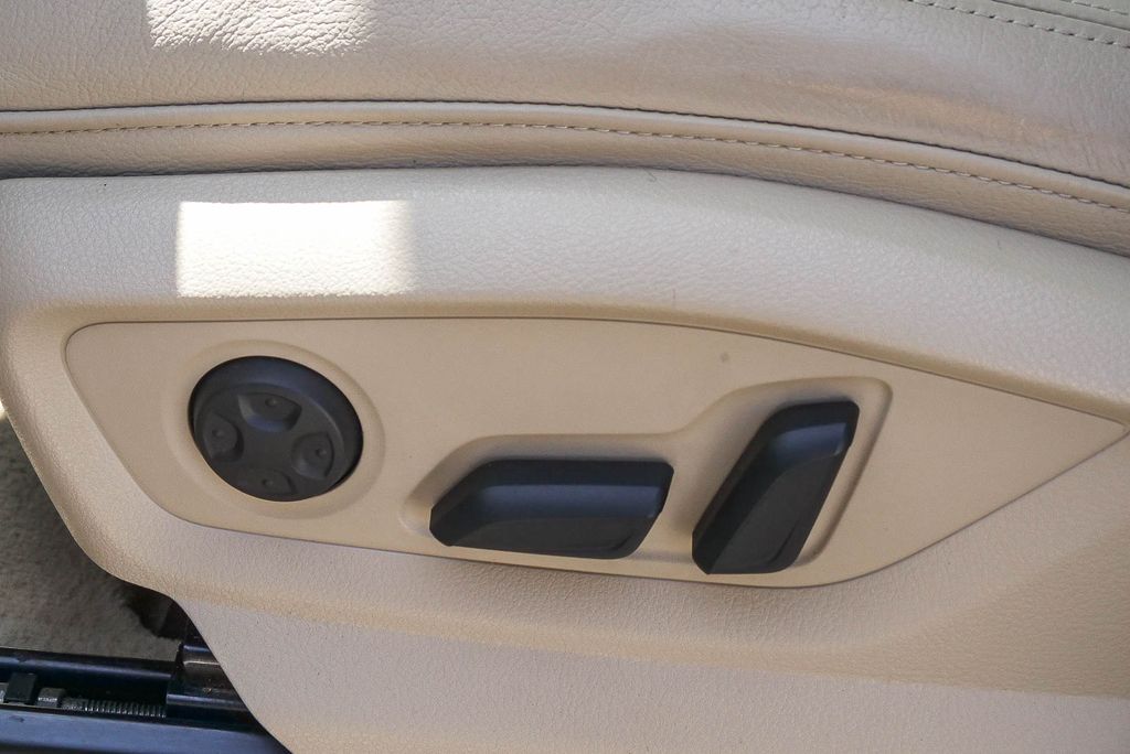 Thumbnail: 2019 Audi Q7 - 24