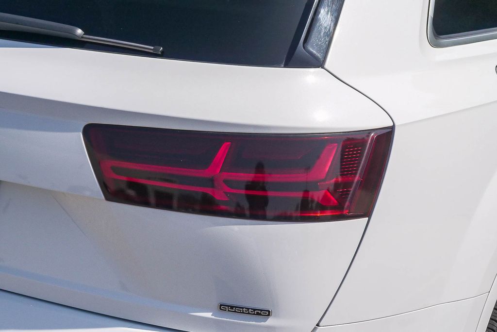 Thumbnail: 2019 Audi Q7 - 22