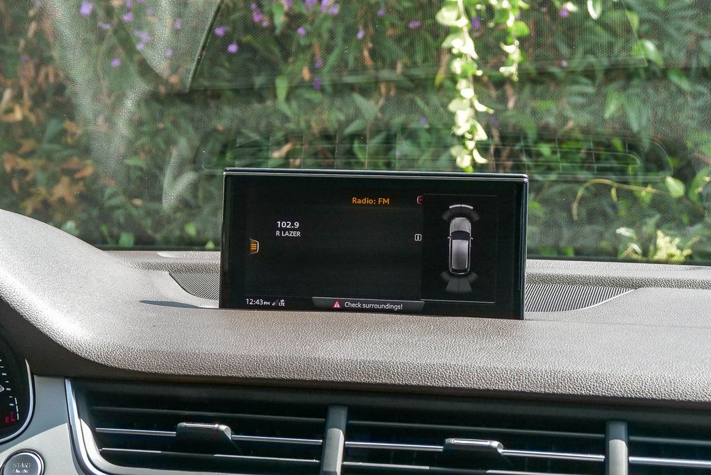 Thumbnail: 2019 Audi Q7 - 14