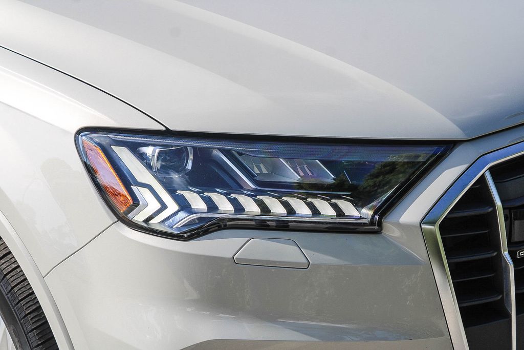 Thumbnail: 2024 Audi Q7 - 21