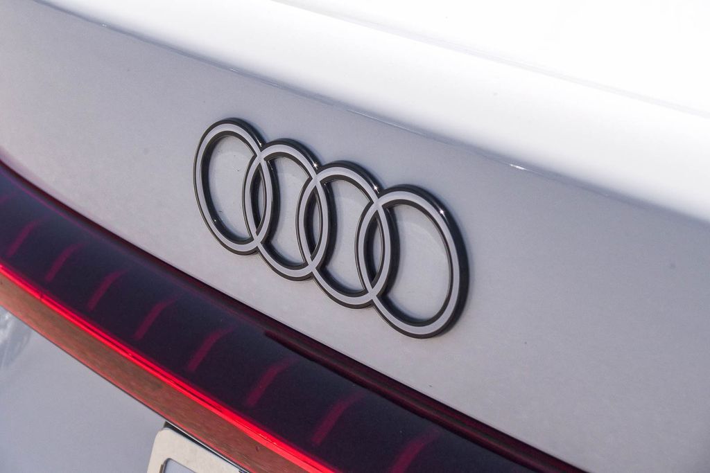 Thumbnail: 2025 Audi A5 - 5