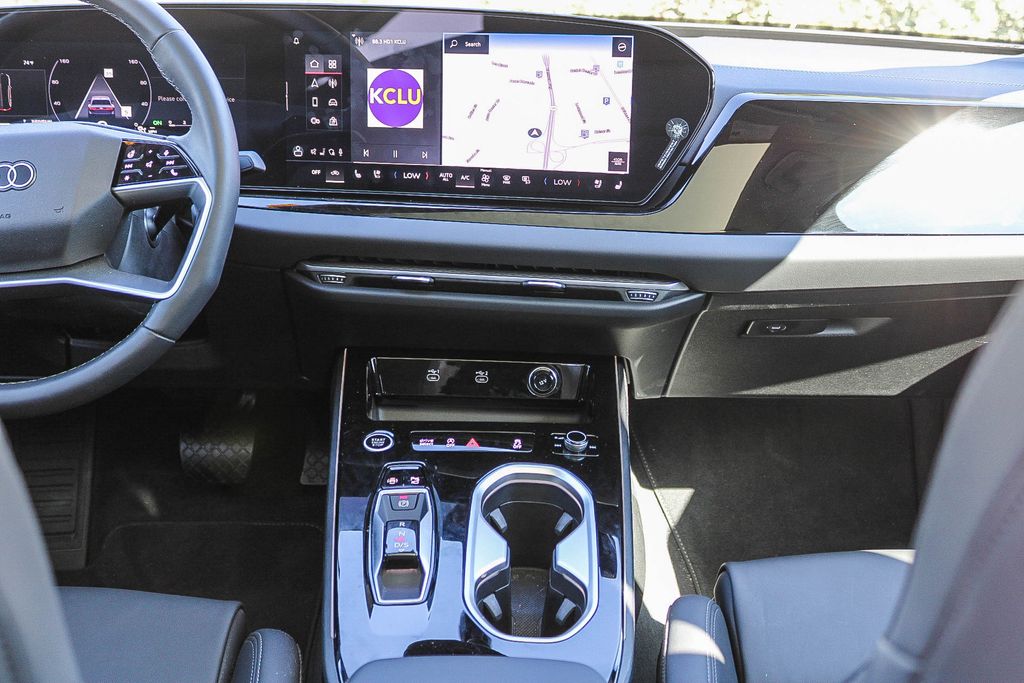 Thumbnail: 2026 Audi A6 - 8