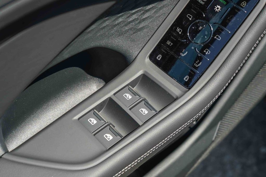 Thumbnail: 2026 Audi A6 - 26