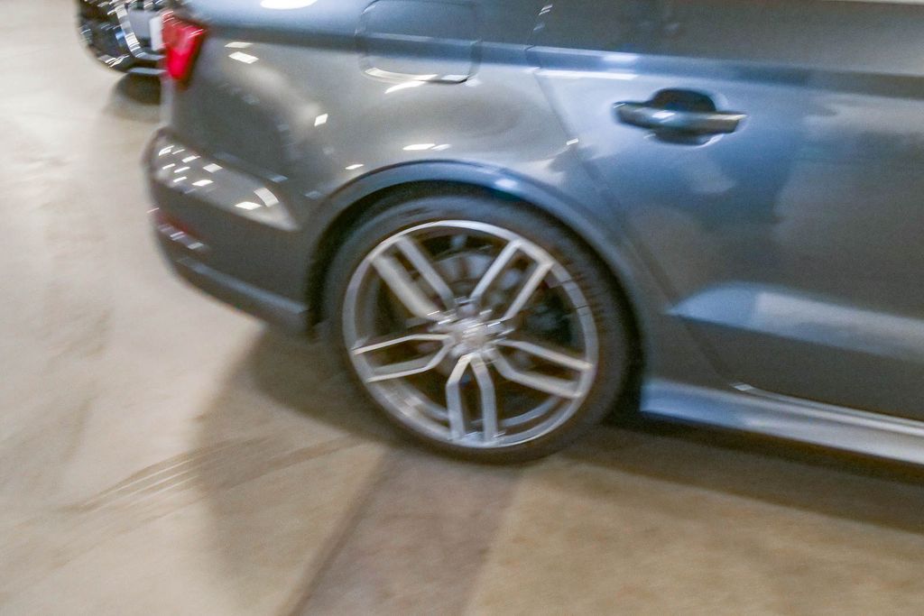 Thumbnail: 2017 Audi S3 - 12