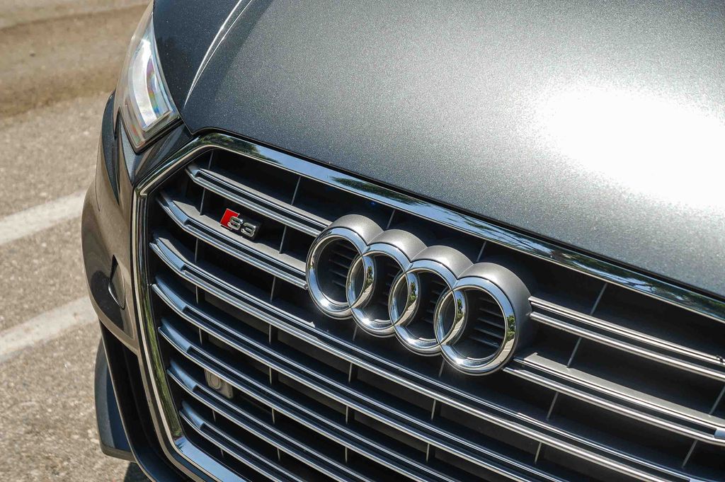 Thumbnail: 2017 Audi S3 - 21