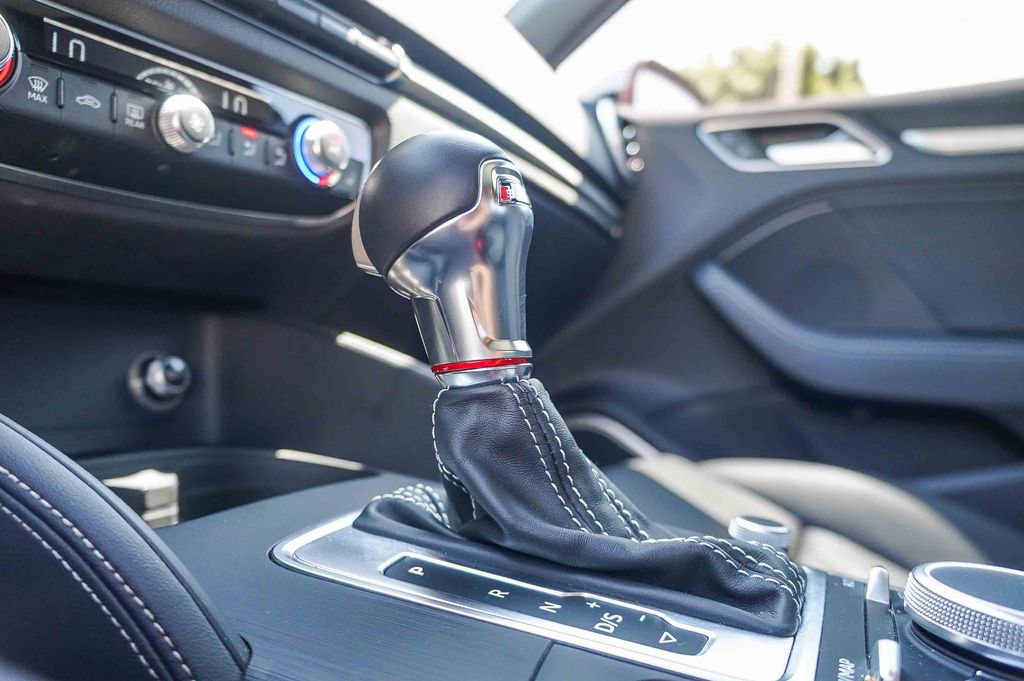 Thumbnail: 2017 Audi S3 - 28