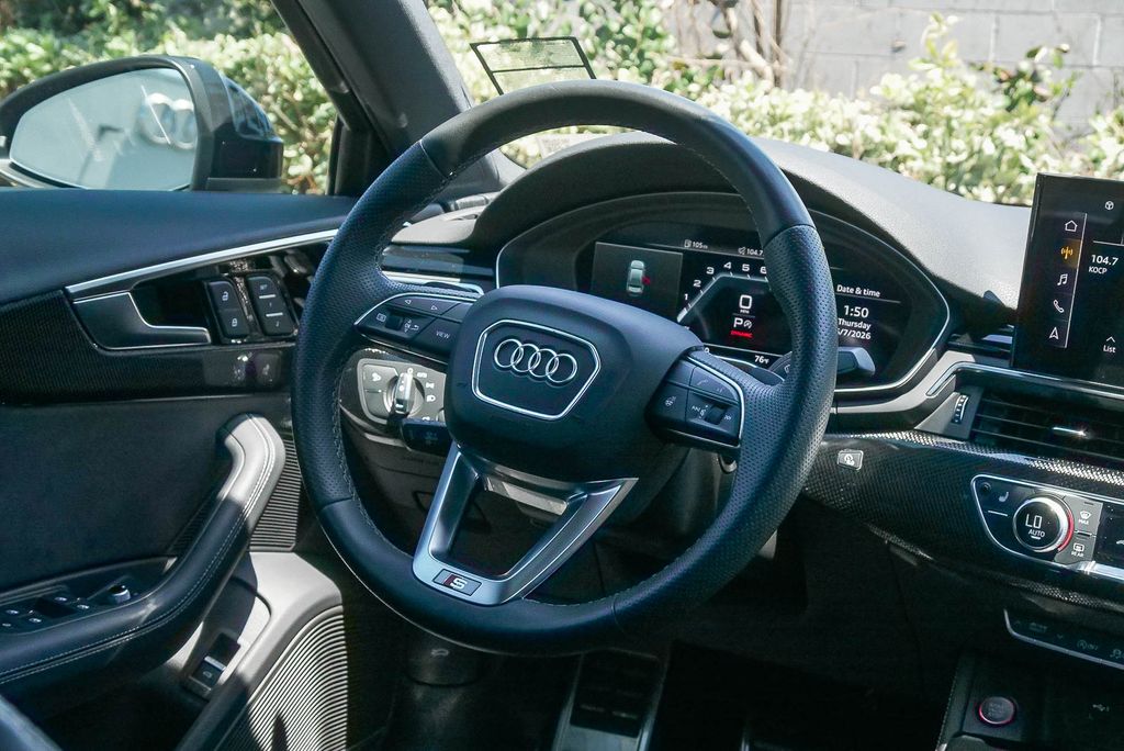 Thumbnail: 2023 Audi S4 - 2