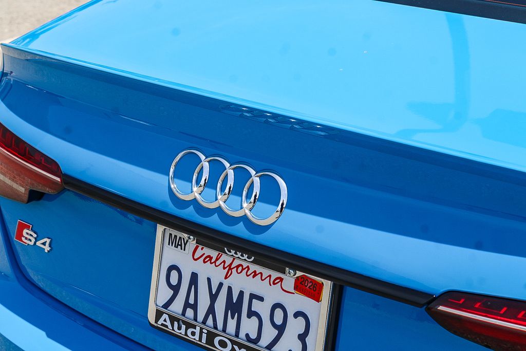 Thumbnail: 2022 Audi S4 - 5