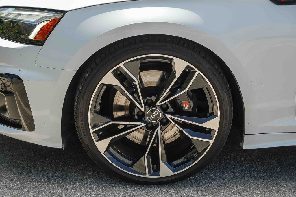 Thumbnail: 2023 Audi S5 - 18