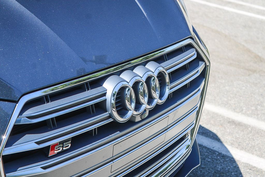 Thumbnail: 2018 Audi S5 - 19