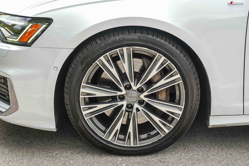 Thumbnail: 2019 Audi A6 - 18