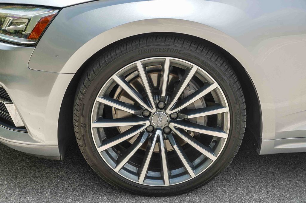 Thumbnail: 2018 Audi A5 - 18