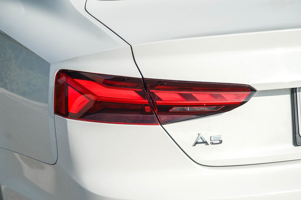 Thumbnail: 2022 Audi A5 - 17