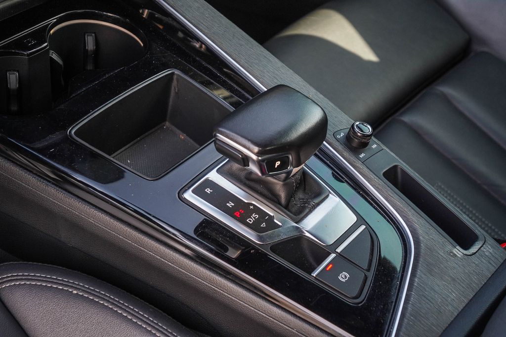 Thumbnail: 2022 Audi A5 - 10