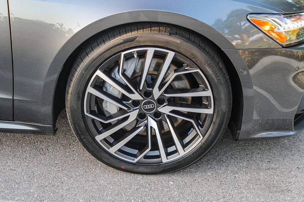 Thumbnail: 2024 Audi A7 - 21