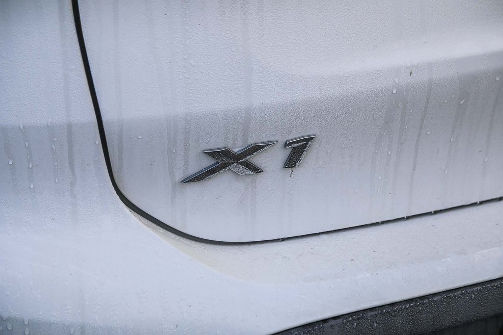 Thumbnail: 2018 BMW X1 - 21