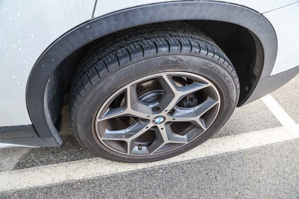 Thumbnail: 2018 BMW X1 - 12