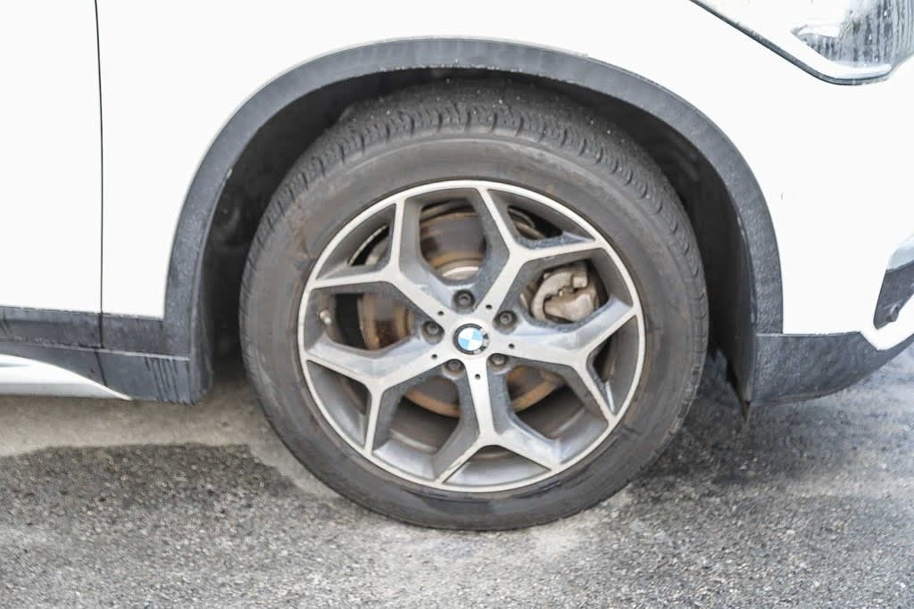 Thumbnail: 2018 BMW X1 - 16