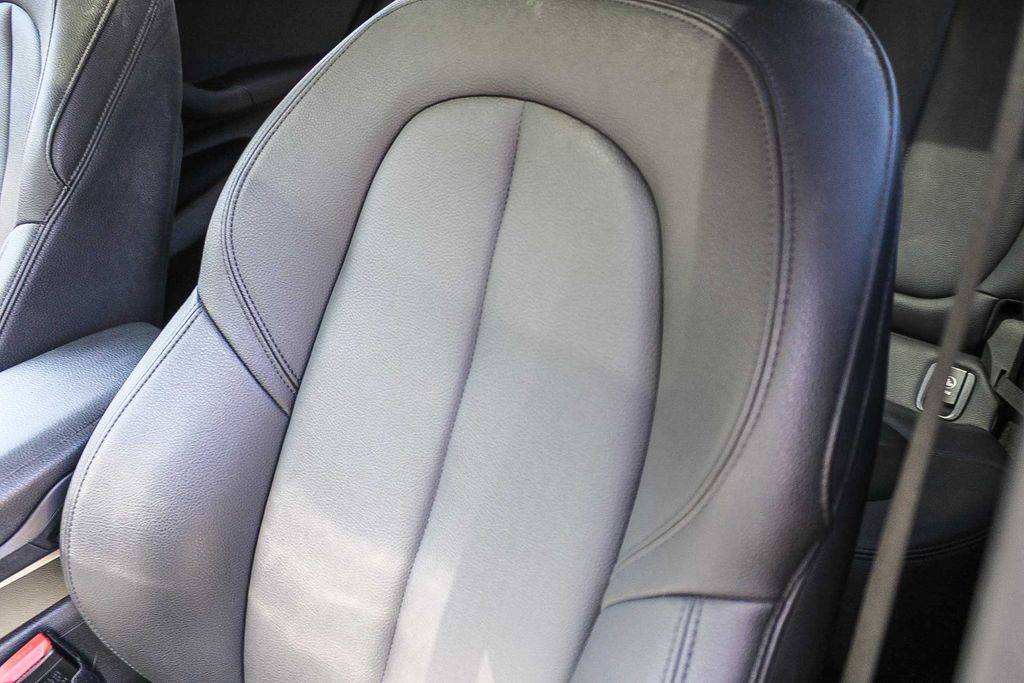 Thumbnail: 2019 BMW X2 - 8