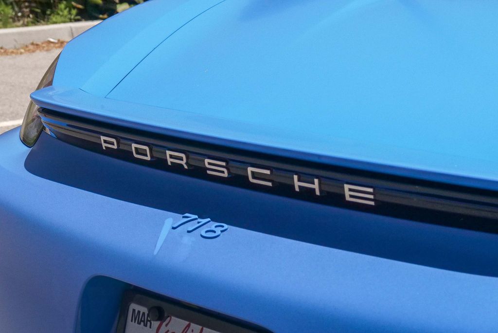 Thumbnail: 2024 Porsche 718 Boxster - 16