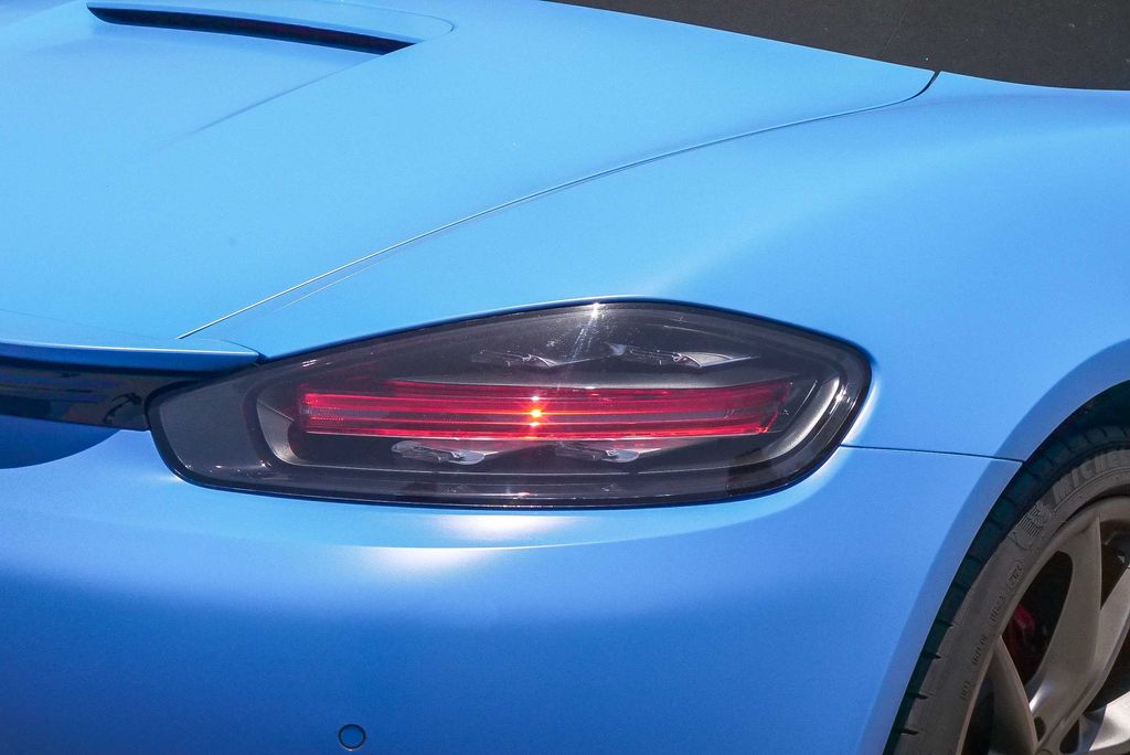 Thumbnail: 2024 Porsche 718 Boxster - 15