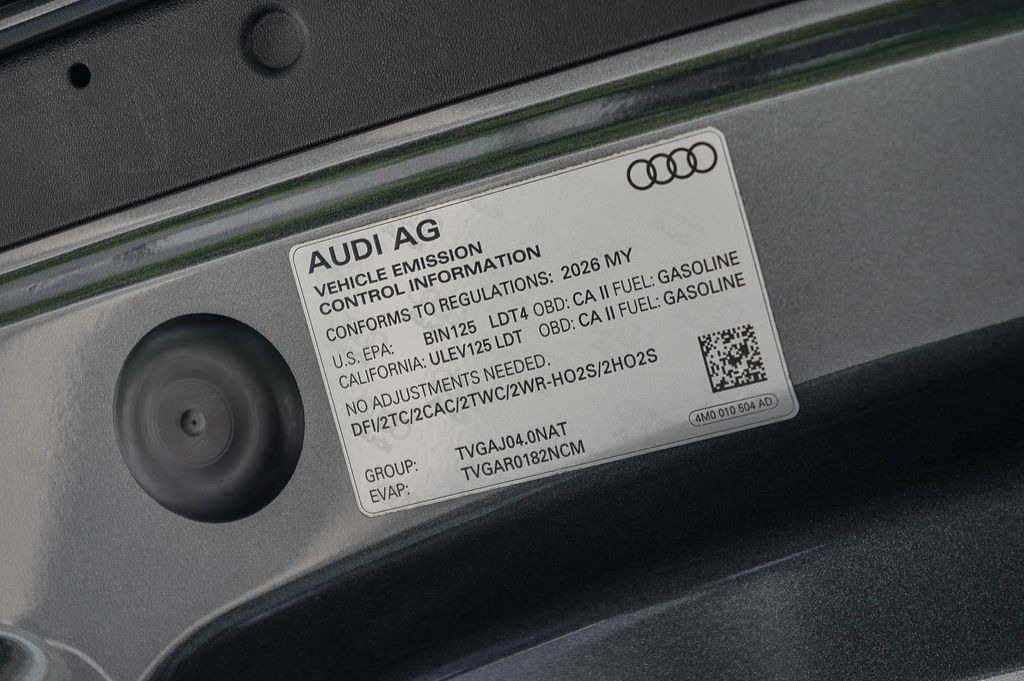 Thumbnail: 2026 Audi RS Q8 - 17