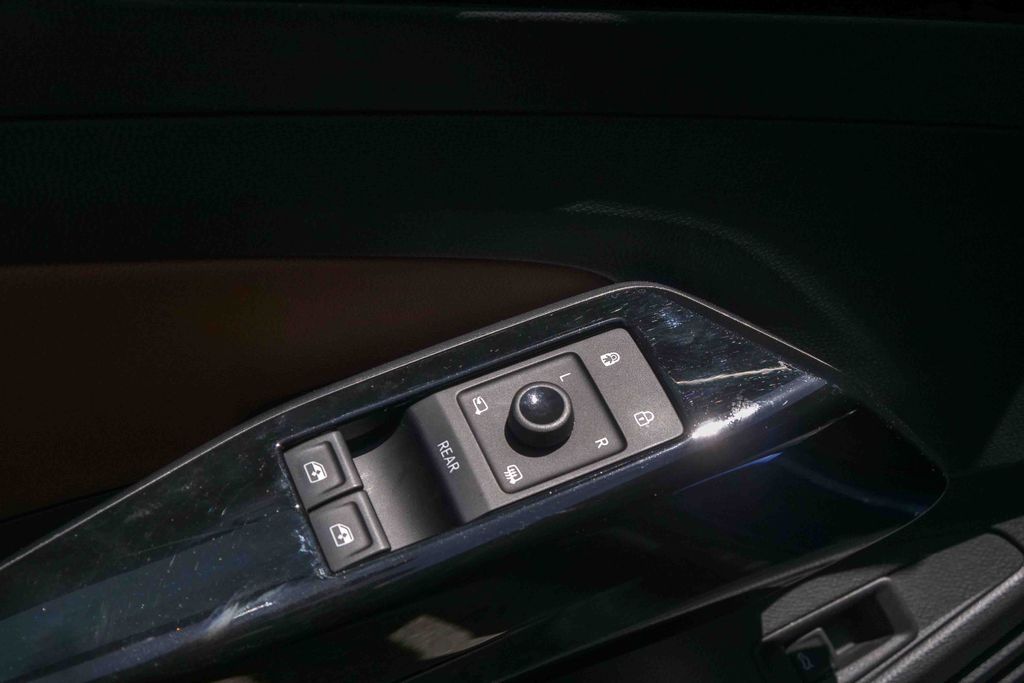 Thumbnail: 2022 Volkswagen ID.4 - 22
