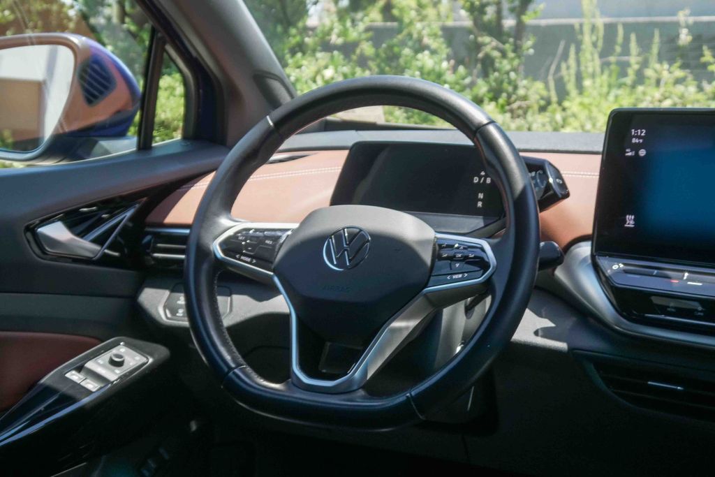 Thumbnail: 2022 Volkswagen ID.4 - 9