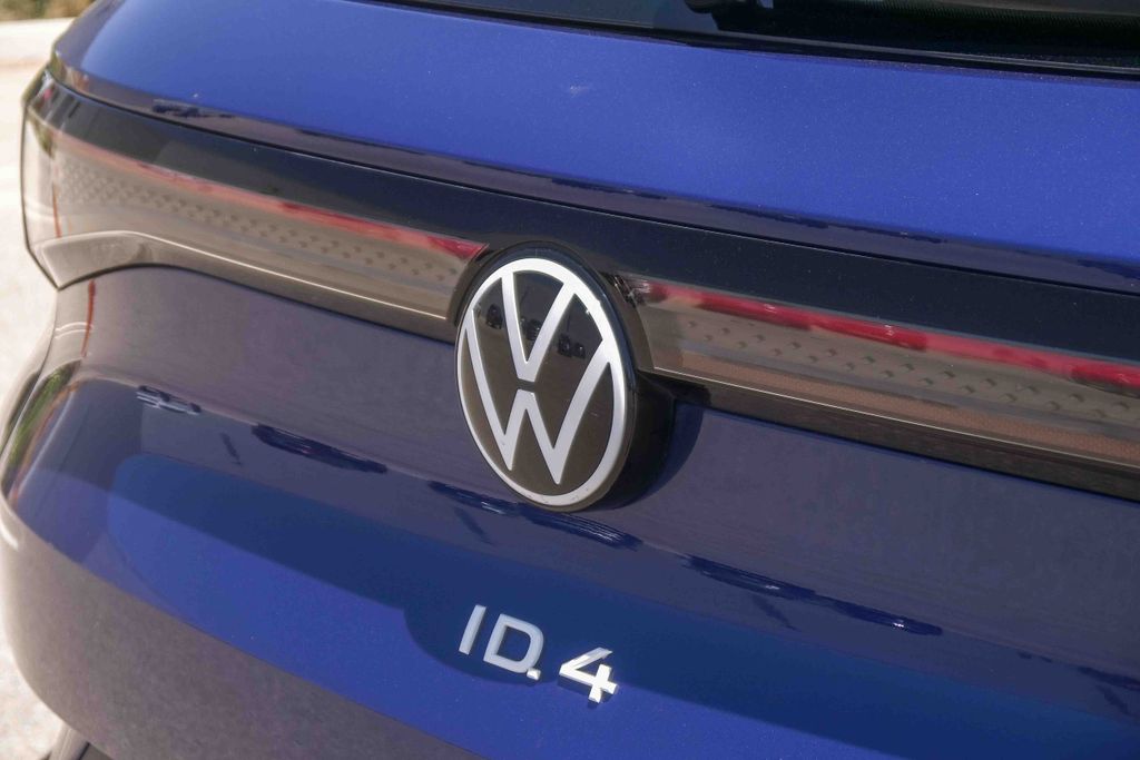 Thumbnail: 2022 Volkswagen ID.4 - 6