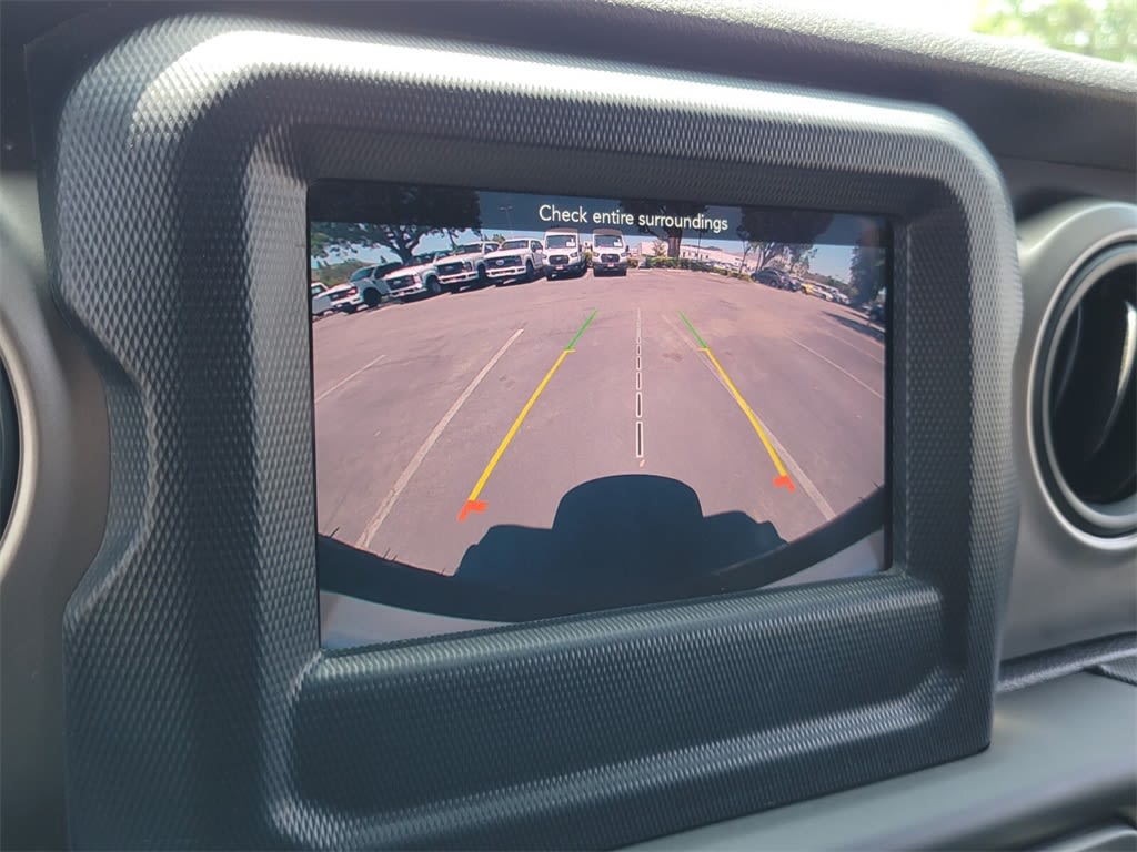 2020 Jeep Wrangler Sport 23
