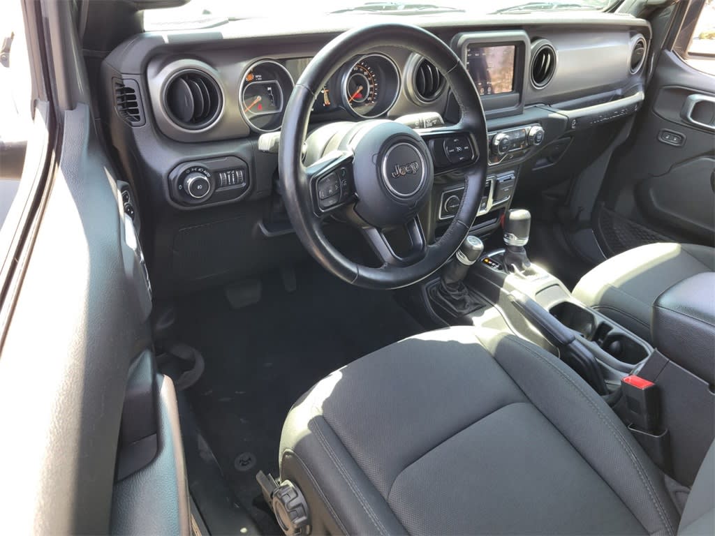 2020 Jeep Wrangler Sport 2