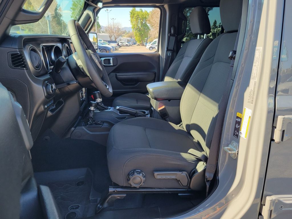 Thumbnail: 2023 Jeep Wrangler - 8