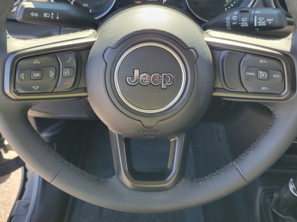 Thumbnail: 2023 Jeep Wrangler - 21