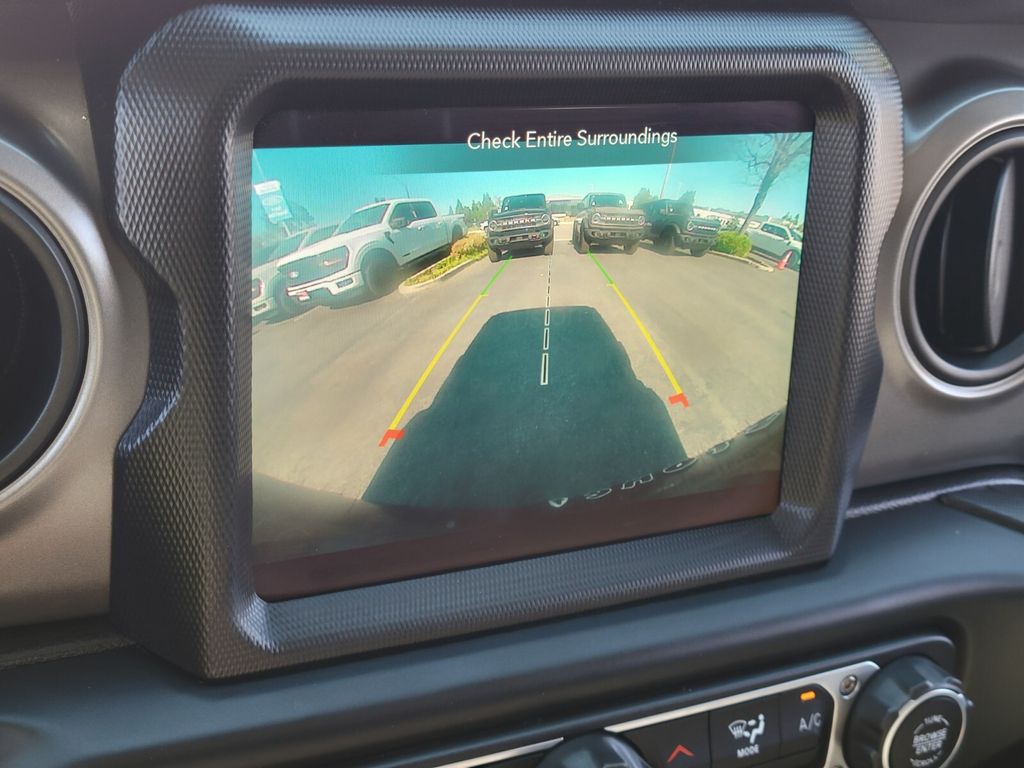 Thumbnail: 2023 Jeep Wrangler - 25