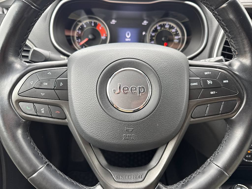 Thumbnail: 2020 Jeep Cherokee - 27