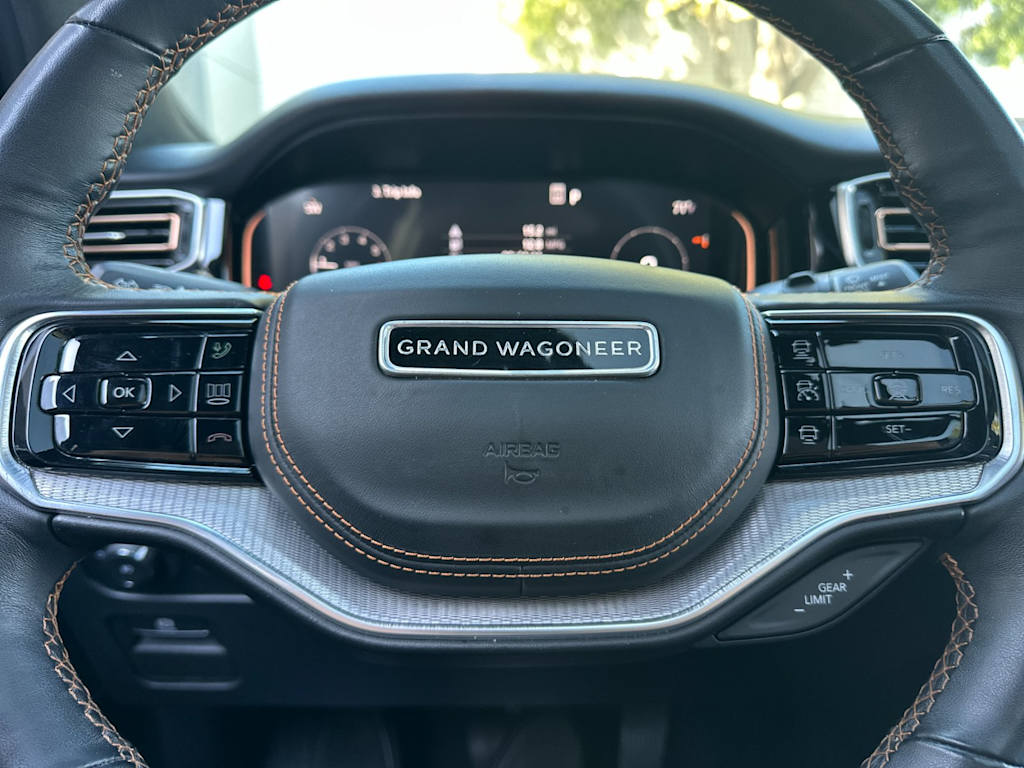 Thumbnail: 2023 Jeep Grand Wagoneer L - 27