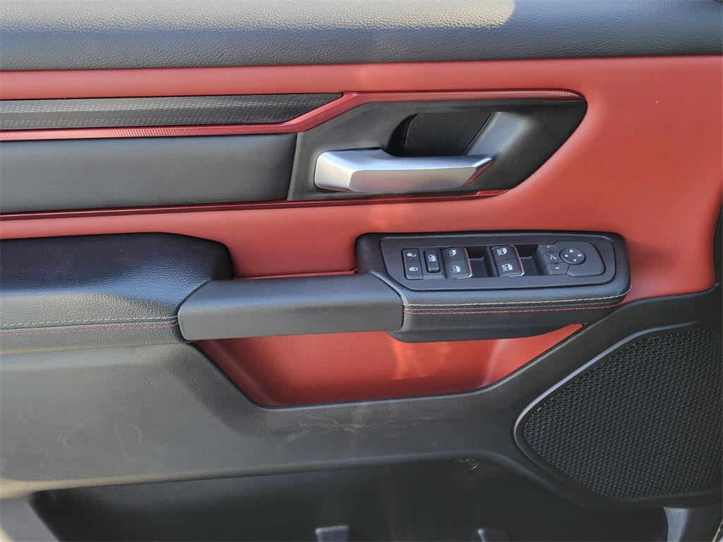 Thumbnail: 2025 RAM 1500 - 23