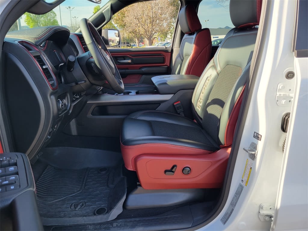 Thumbnail: 2025 RAM 1500 - 11