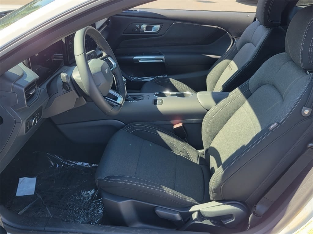 Thumbnail: 2025 Ford Mustang - 8