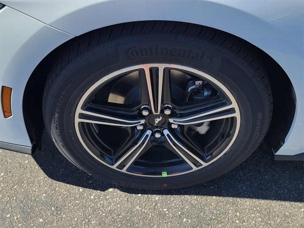 Thumbnail: 2025 Ford Mustang - 7