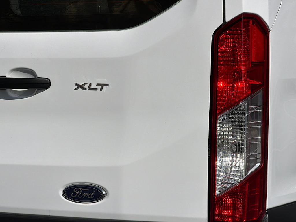 Thumbnail: 2023 Ford Transit Series - 28